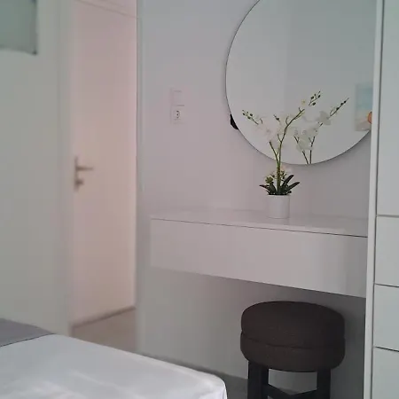 διαμέρισμα με θέα θάλασσα 5 *
